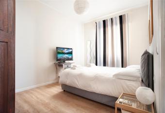 Carbonia 96 - Appartamento Boutique allows 18 year olds to book a room