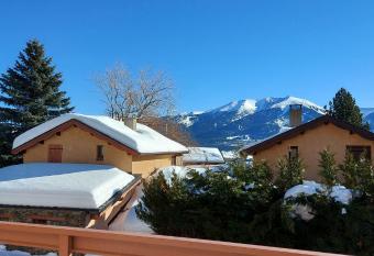 R  sidence Campredon - 6    8 pers - Linge Inclus - Terrasse 25m2 plein sud - Jardin - Internet - Parking - Navette pied du logement has Balcony rooms