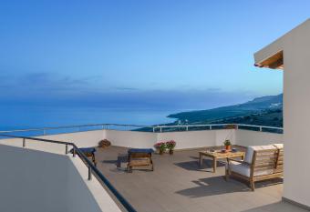 Libyan Breeze has Balcony rooms