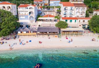 Apartment Cvita has Balcony rooms