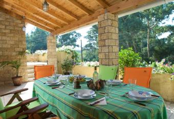 Villa Doukas has Balcony rooms