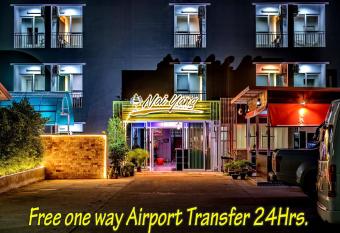 Naiyang Place - Phuket Airport allows 18 year olds to book a room