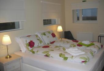 1A Guesthouse has Balcony rooms