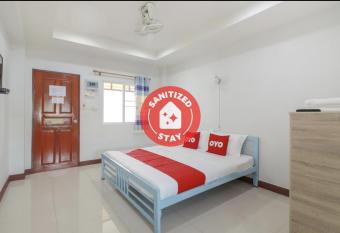 OYO 799 Pudsadee Hotel allows 18 year olds to book a room