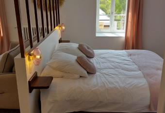 auberge le petit mas allows 18 year olds to book a room