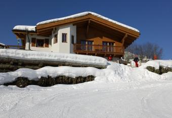 Chalet an der Piste has Balcony rooms