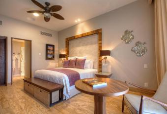 The Towers At Pueblo Bonito Pacifica has Balcony rooms