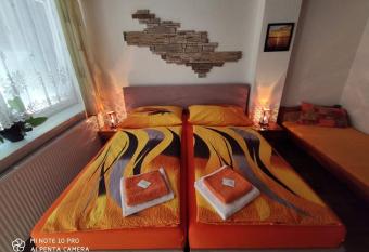 Motel Podkova has Balcony rooms