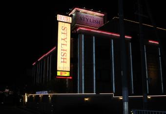 HOTEL STYLISH RESORT (Adult Only) allows 18 year olds to book a room