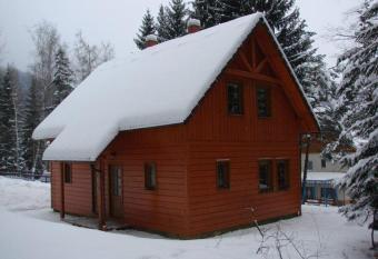 Chaty Marta has Balcony rooms
