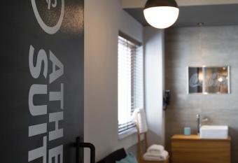 Pi Athens has Balcony rooms