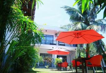 SriMany has Balcony rooms