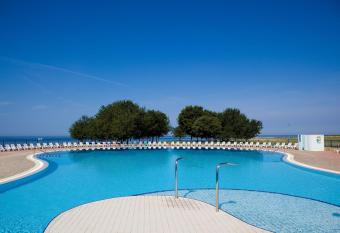 Apartments Polynesia Plava Laguna has Balcony rooms