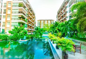 G Residence has Balcony rooms