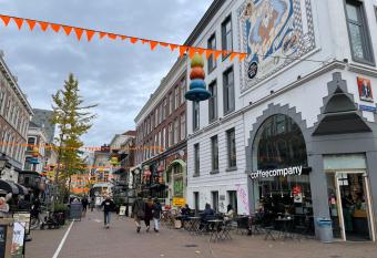 Thuis bij Schell allows 18 year olds to book a room