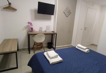 GiglioApartment Etna Mare has Balcony rooms