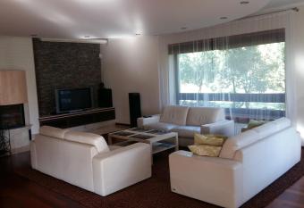 Dom z Ogrodem Ossowska allows 18 year olds to book a room