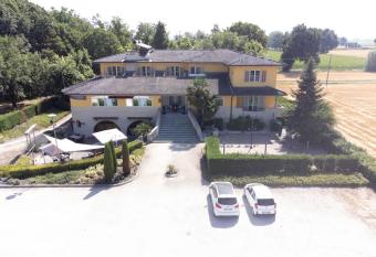 La Quercia Hotel con Ristorante has Balcony rooms