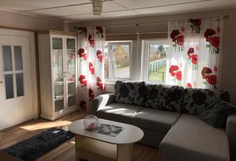 Rohu K  laliskorter allows 18 year olds to book a room