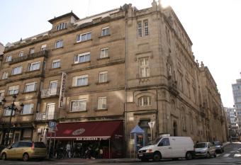 Pensi  n Residencia Buenos Aires has Balcony rooms