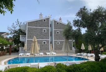 G  kmen Apartments has Balcony rooms