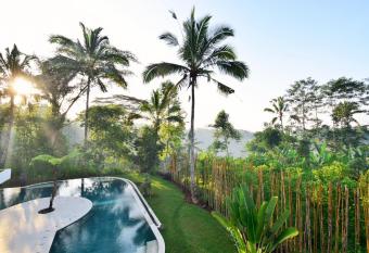 Villa Capricia has Balcony rooms