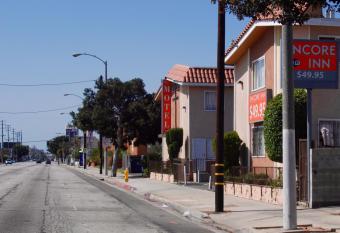 Encore Inn Inglewood has Smoking rooms