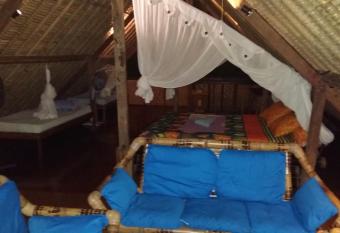 Topi inn has Balcony rooms