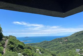 Slowly B&B has Balcony rooms