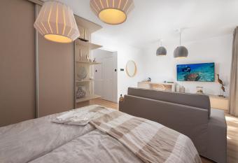 M2 SUMMER HOUSE Boutique Resort and Spa Apartaments&Houses has Balcony rooms