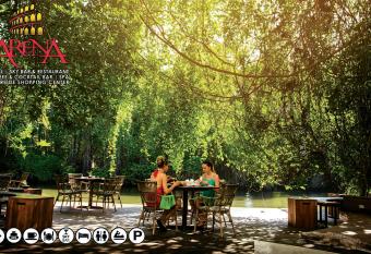 Arena Hotel has Balcony rooms