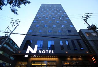 Seoul N Hotel Dongdaemun allows 18 year olds to book a room