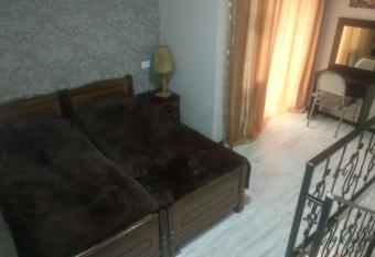Irakli Guesthouse has Balcony rooms