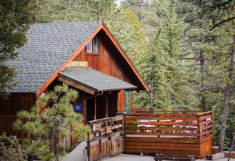 Idyllwild Camping Resort Cottage has Balcony rooms