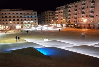 B&B COLOSSEO has Balcony rooms