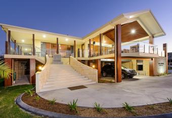 Ana Mandara Luxury Retreat has Balcony rooms