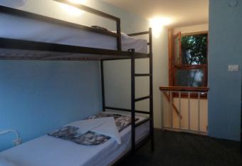 Guesthouse Titi Mostar has Smoking rooms