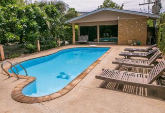 United Place has Balcony rooms
