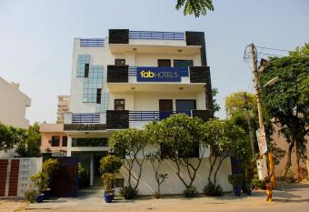 FabHotel The Residency DLF Galleria allows 18 year olds to book a room
