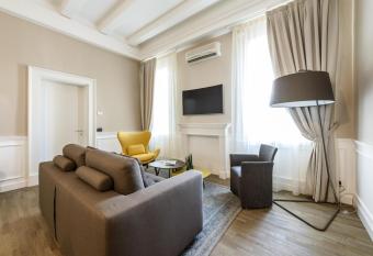 Palazzo Bovio - Boutique Apartments allows 18 year olds to book a room