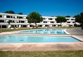 Private Lake Condo Apartment - Tr  ia has Balcony rooms