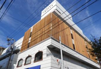 Hotel Imalle Yokohama Isezakicho allows 18 year olds to book a room