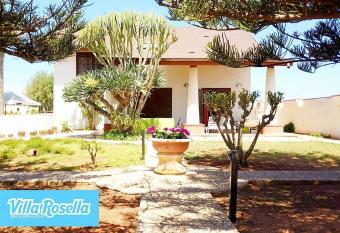B&b Villa Rosella has Balcony rooms