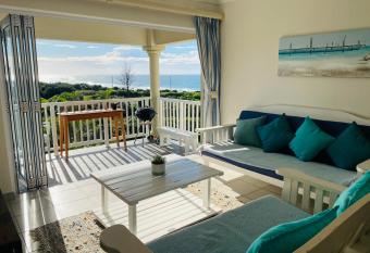 Unit 4 Umzimkulu - Mangroves beach estate has Balcony rooms