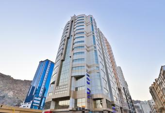 Reefaf Al Hayat Hotel allows 18 year olds to book a room