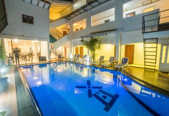 Sea Port has Balcony rooms