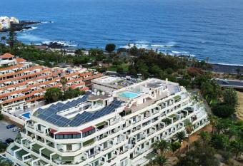 Perfect Apartment has Balcony rooms