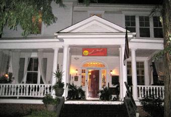Inn Upon Moon River Plantation allows 18 year olds to book a room