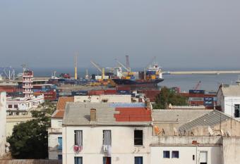 City Hotel Alger allows 18 year olds to book a room