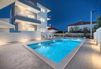 Hotel Trogirski Dvori has Balcony rooms